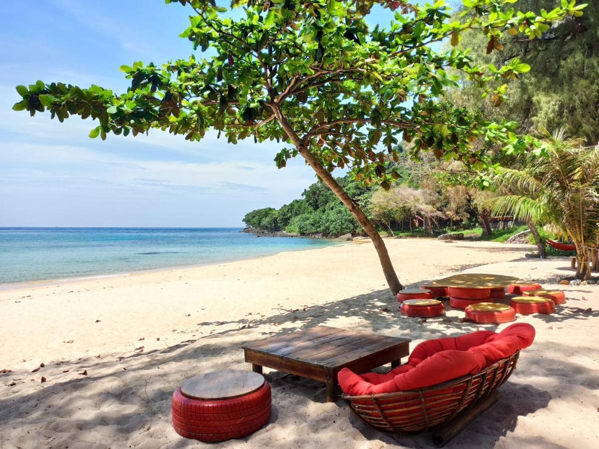 Huba-Huba Sihanoukville Exterior photo