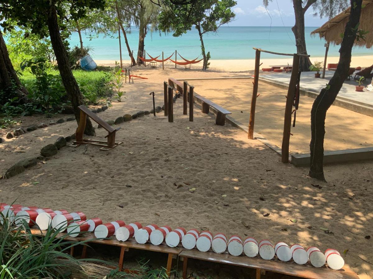 Huba-Huba Sihanoukville Exterior photo